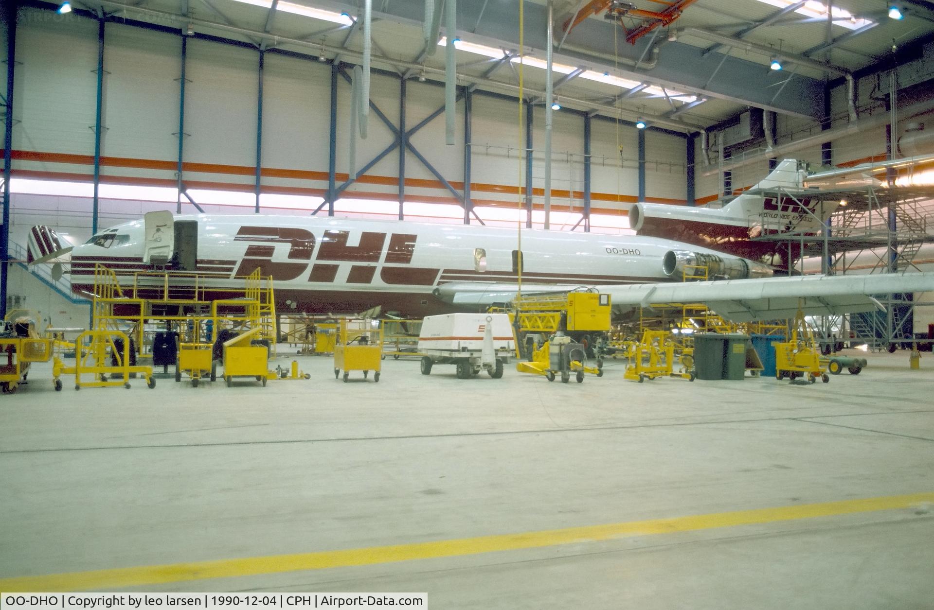 OO-DHO, 1969 Boeing 727-31(F) C/N 20112, Copenhagen 4.12.1990