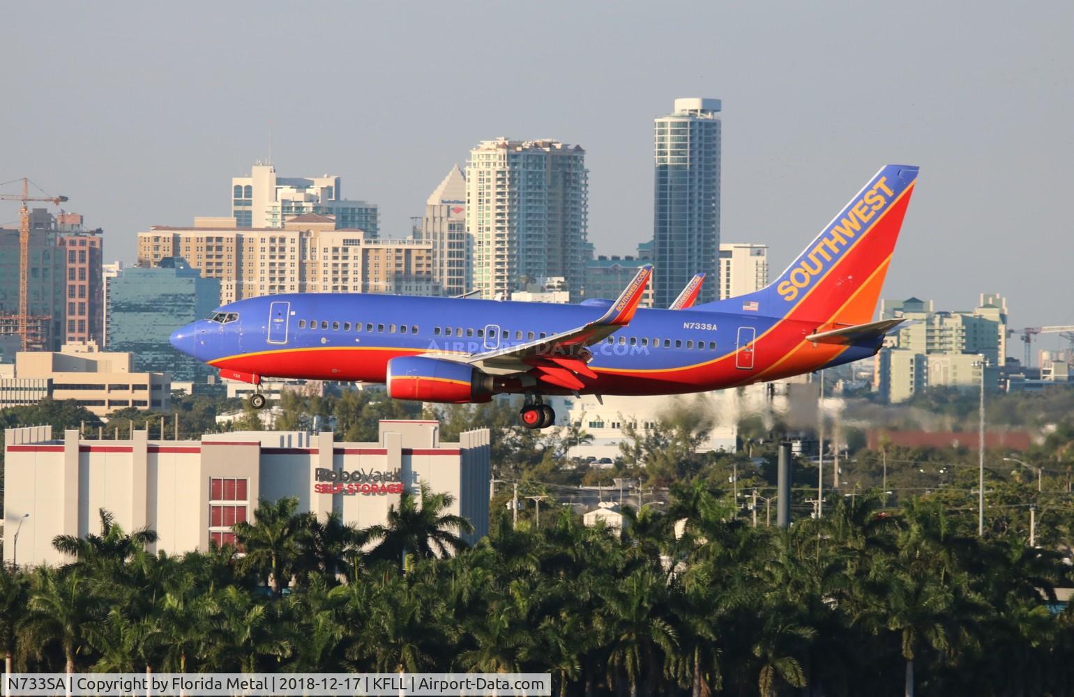 N733SA, 1999 Boeing 737-7H4 C/N 27865, Southwest