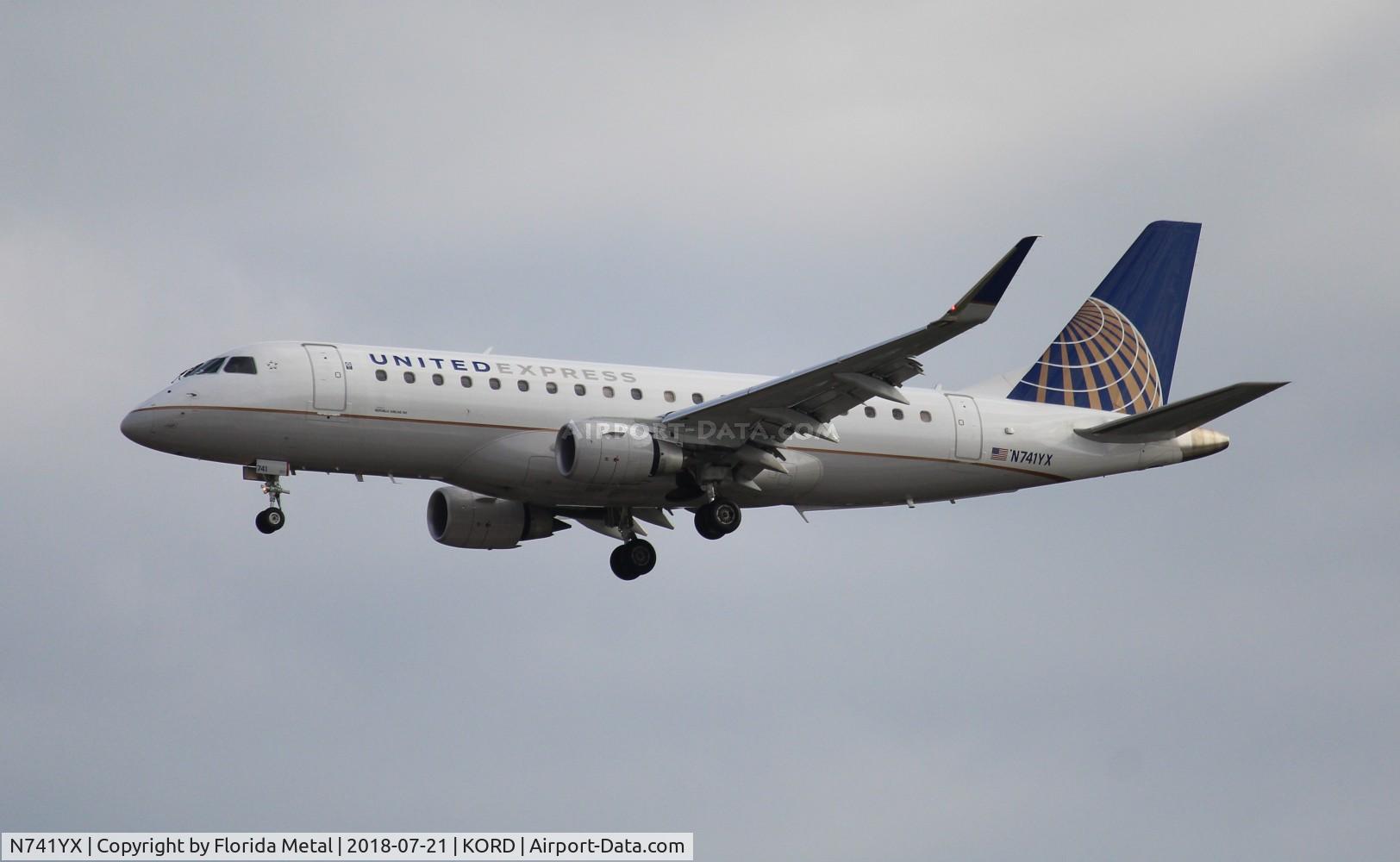 N741YX, 2017 Embraer 175LR (ERJ-170-200LR) C/N 17000653, United Express