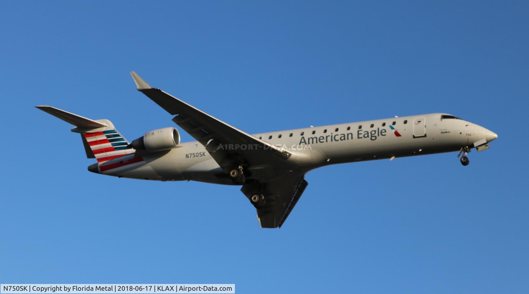 N750SK, 2005 Bombardier CRJ-701ER (CL-600-2C10) Regional Jet C/N 10207, American Eagle