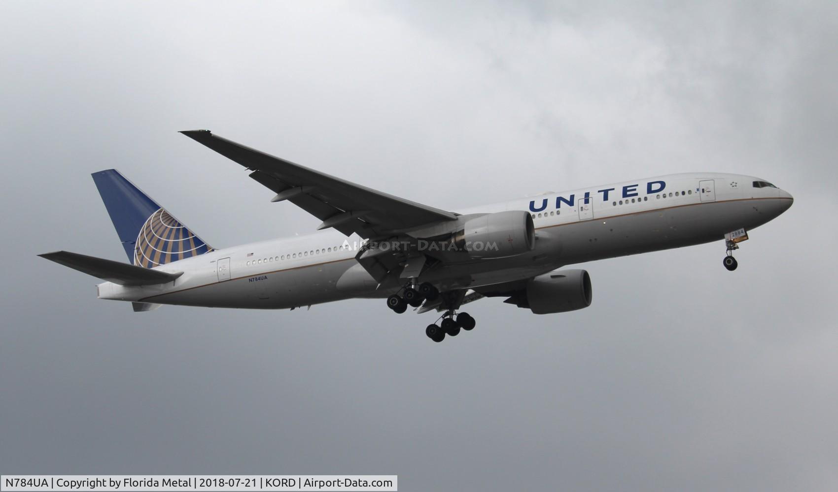 N784UA, 1997 Boeing 777-222/ER C/N 26951, United
