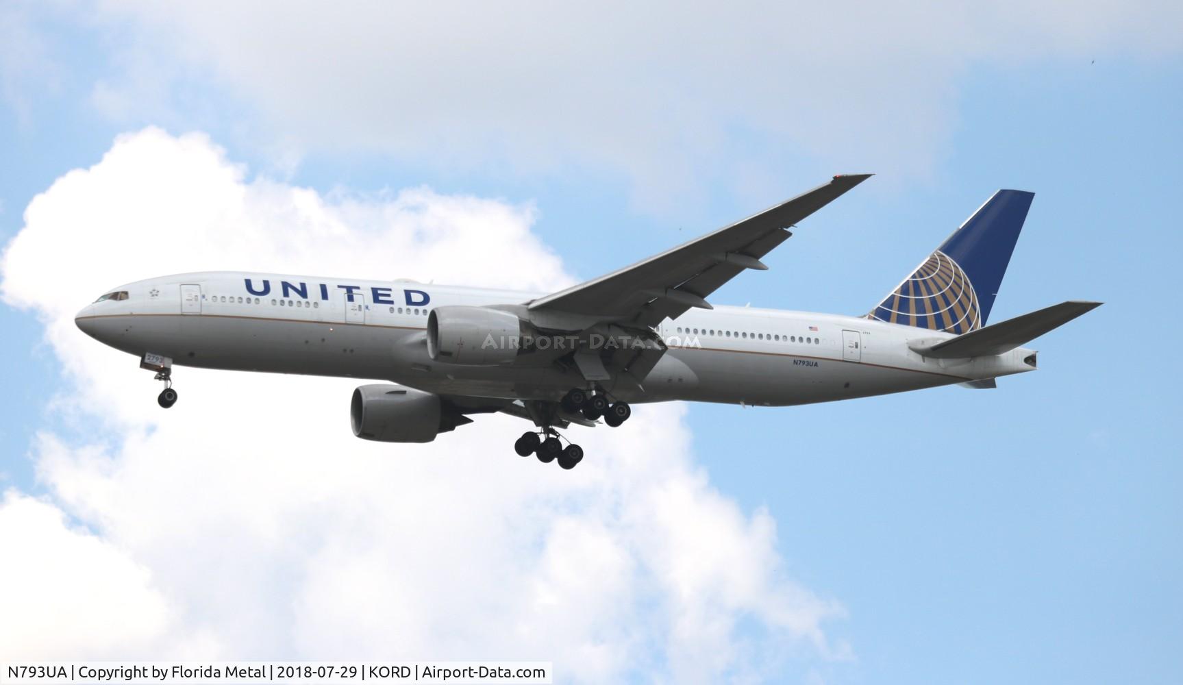N793UA, 1997 Boeing 777-222 C/N 26946, United