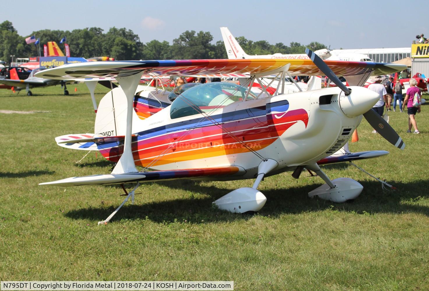 N795DT, 1987 Christen Eagle II C/N TOLKACH 0001, Christen Eagle II