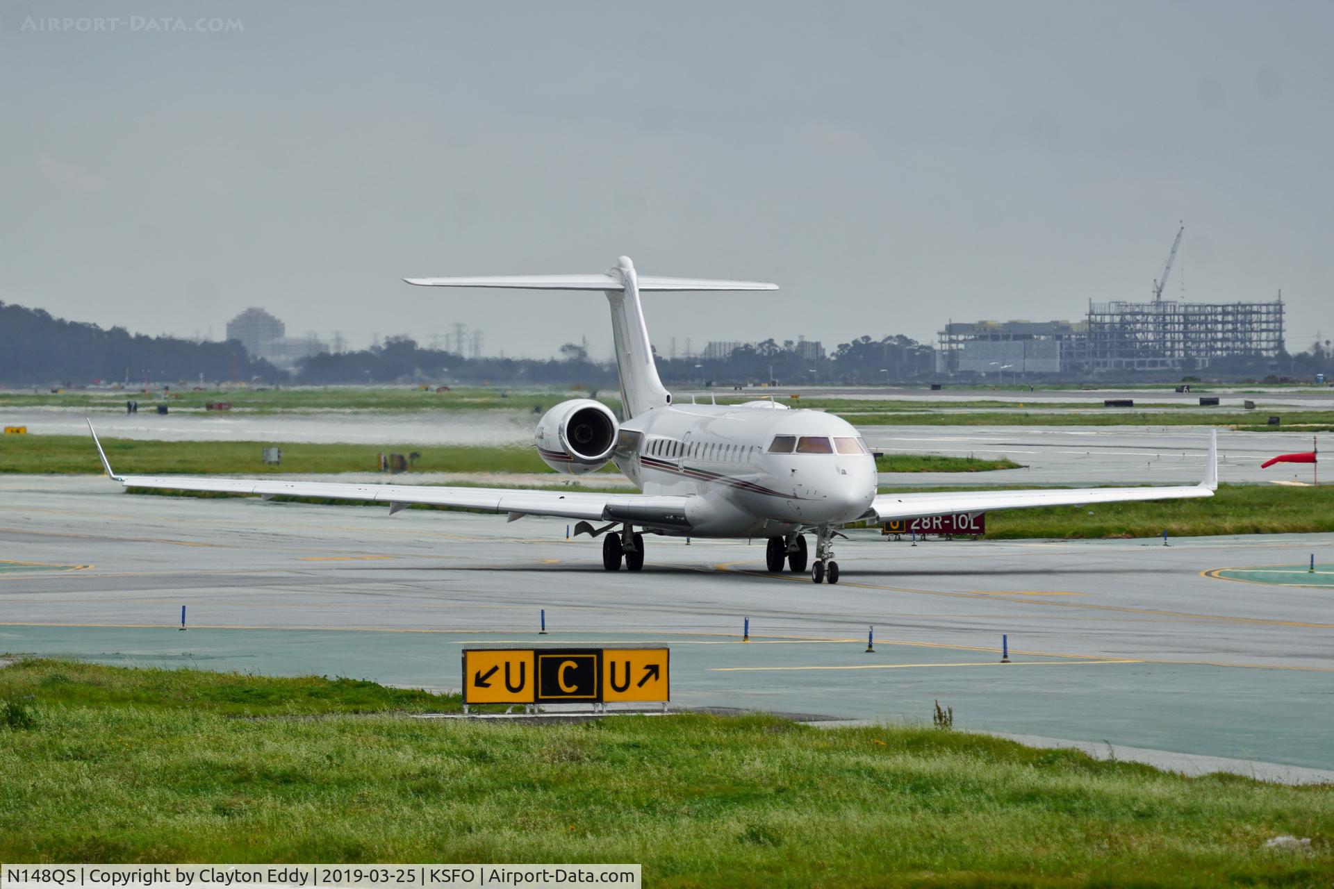 N148QS, 2014 Bombardier BD-700-1A10 Global 6000 C/N 9648, SFO 2019.
