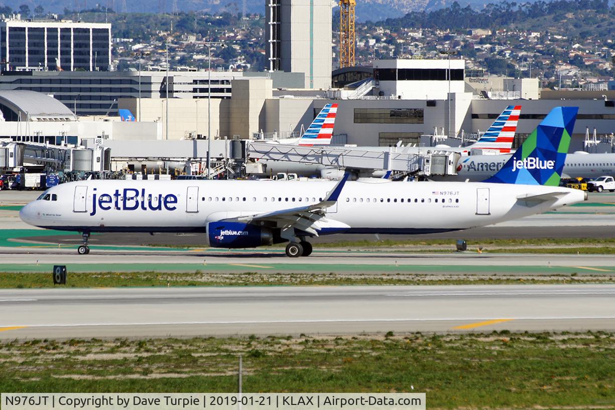 N976JT, 2017 Airbus A321-231 C/N 7529, No comment.