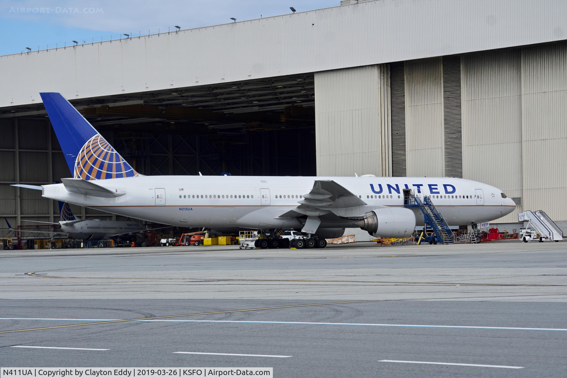 N411UA, 1994 Airbus A320-232 C/N 464, SFO 2019.