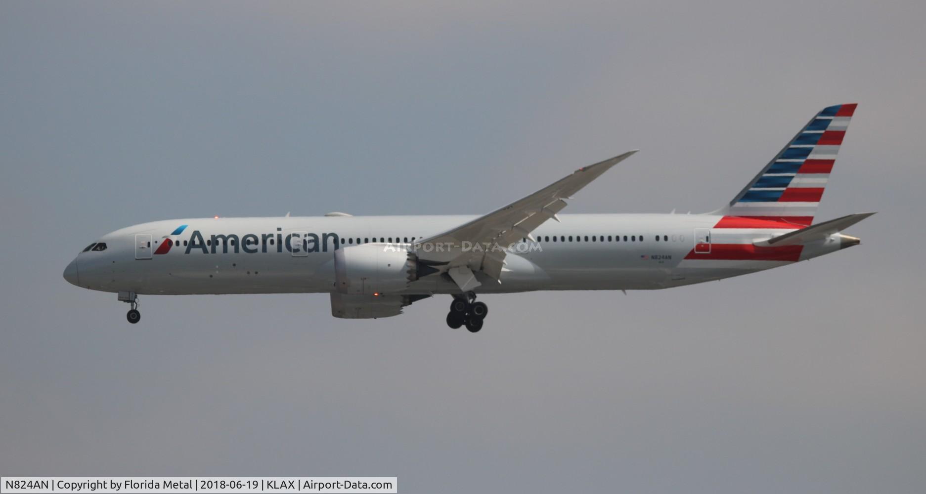 N824AN, 2017 Boeing 787-9 Dreamliner C/N 40643, American