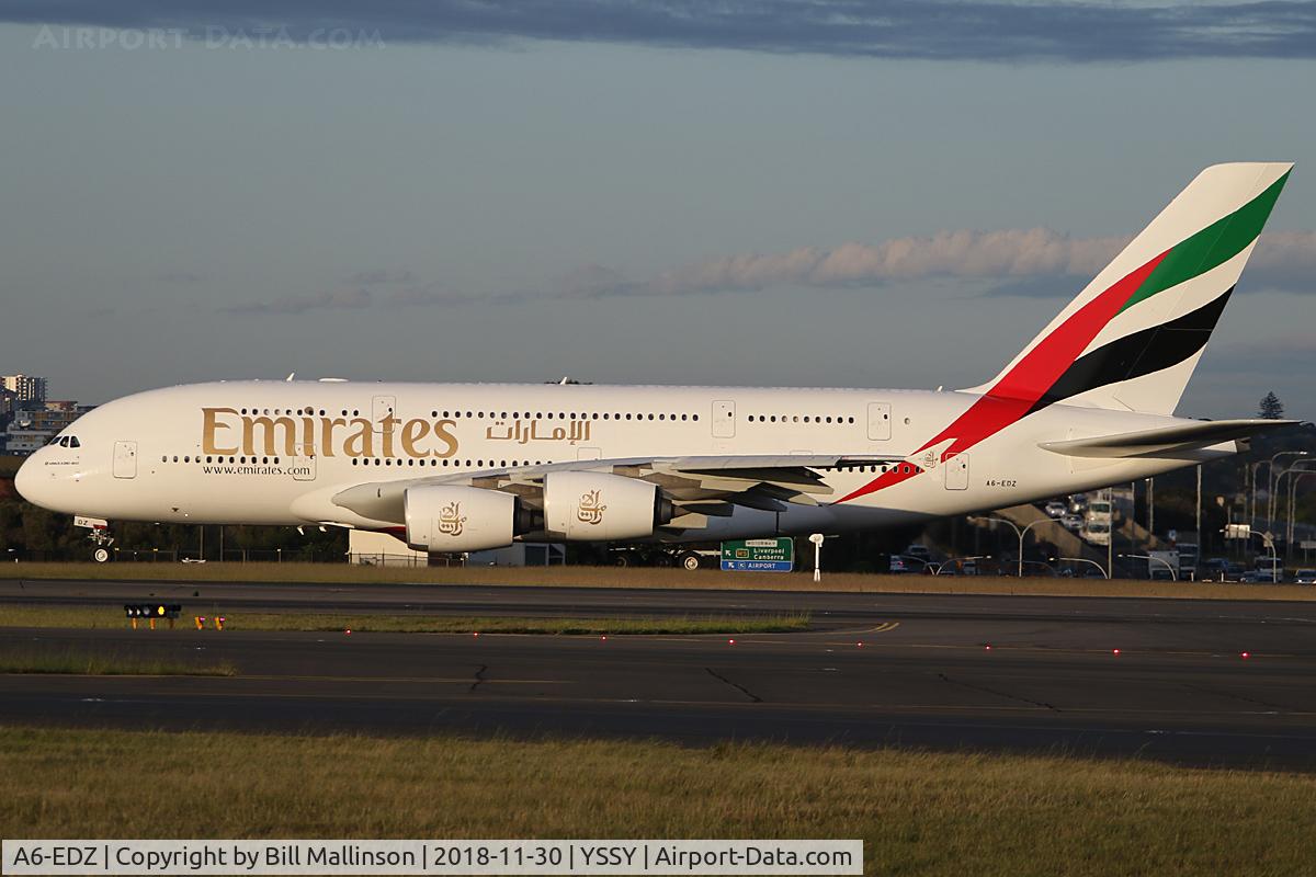 A6-EDZ, 2012 Airbus A380-861 C/N 107, taxiing