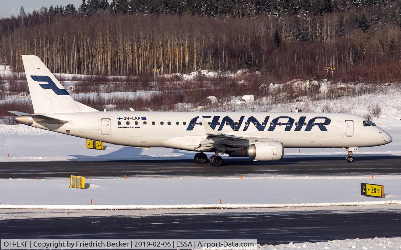 OH-LKF, 2007 Embraer 190LR (ERJ-190-100LR) C/N 19000066, taxying to the active
