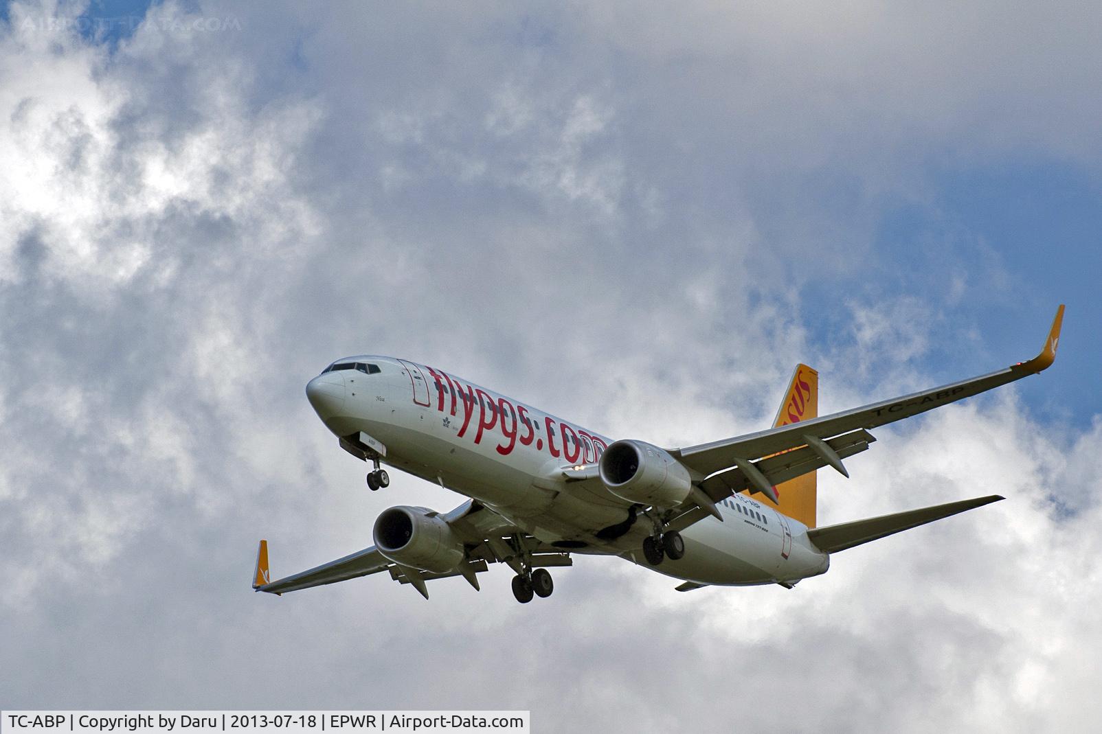 TC-ABP, 2010 Boeing 737-82R C/N 40876, Boeing 737-82R