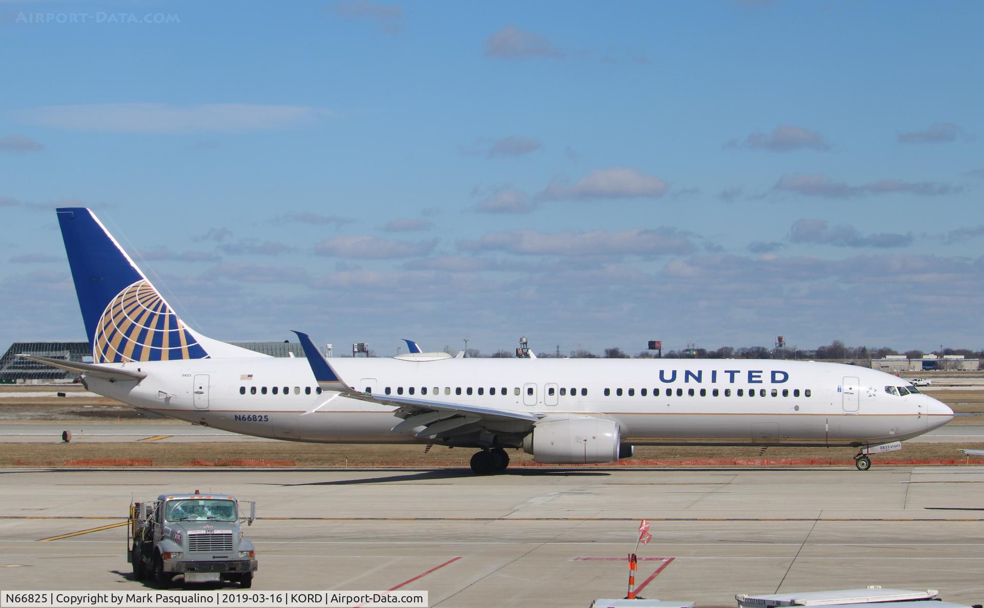 N66825, 2014 Boeing 737-924/ER C/N 42748, Boeing 737-924/ER