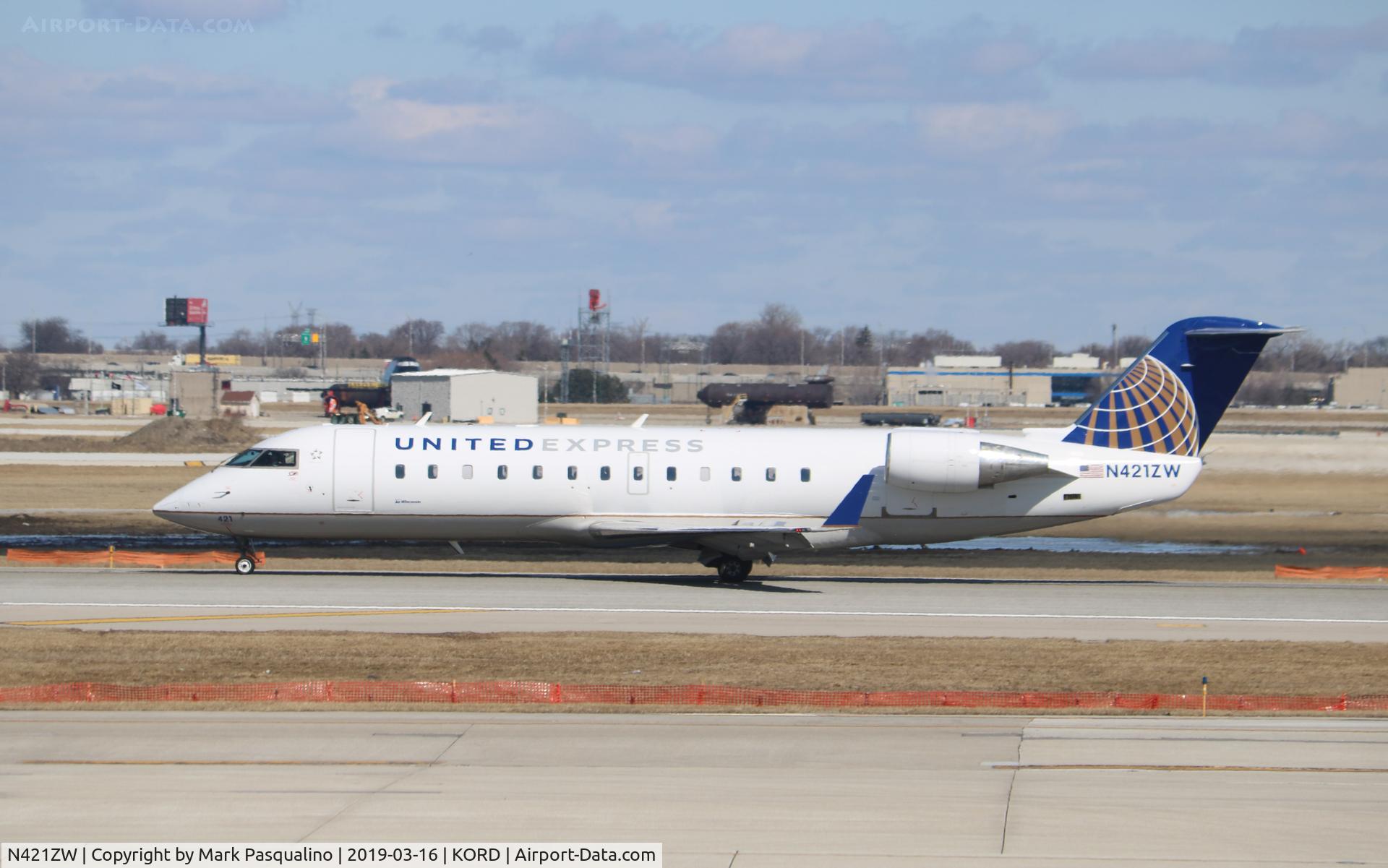 N421ZW, 1999 Bombardier CRJ-200ER (CL-600-2B19) C/N 7346, CL-600-2B19