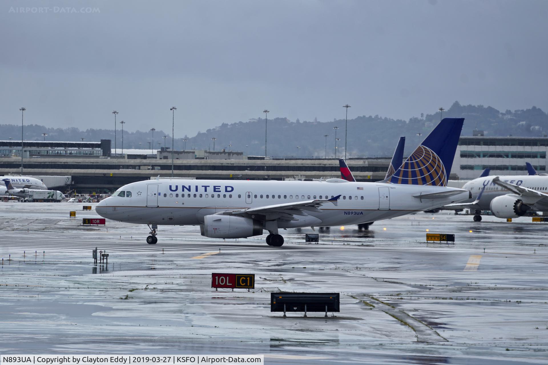 N893UA, 2006 Airbus A319-132 C/N 2948, SFO 2019.