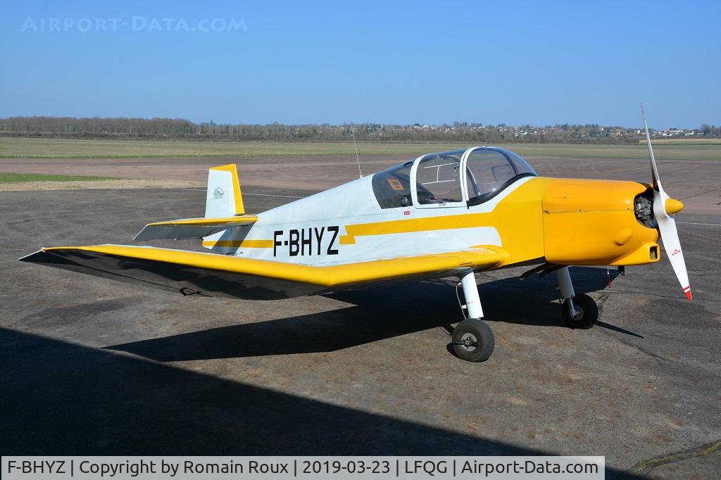 F-BHYZ, 1957 Wassmer (Jodel) D-120 Paris Nice C/N 69, Parked