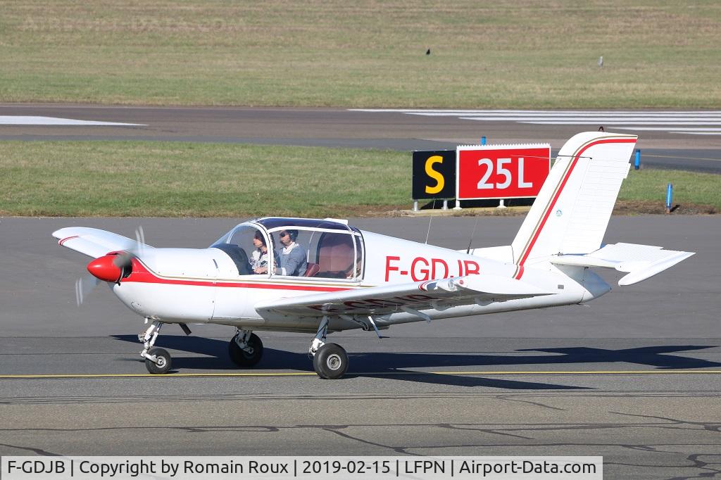 F-GDJB, Socata Rallye 150SV Garnement C/N 3330, Taxiing