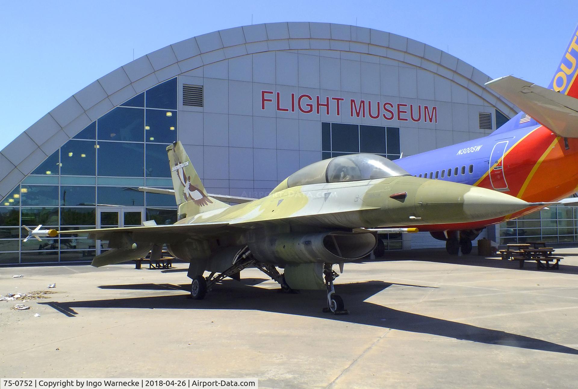 75-0752, 1975 General Dynamics YF-16B Fighting Falcon C/N 62-2, General Dynamics YF-16B Fighting Falcon at the Frontiers of Flight Museum, Dallas TX