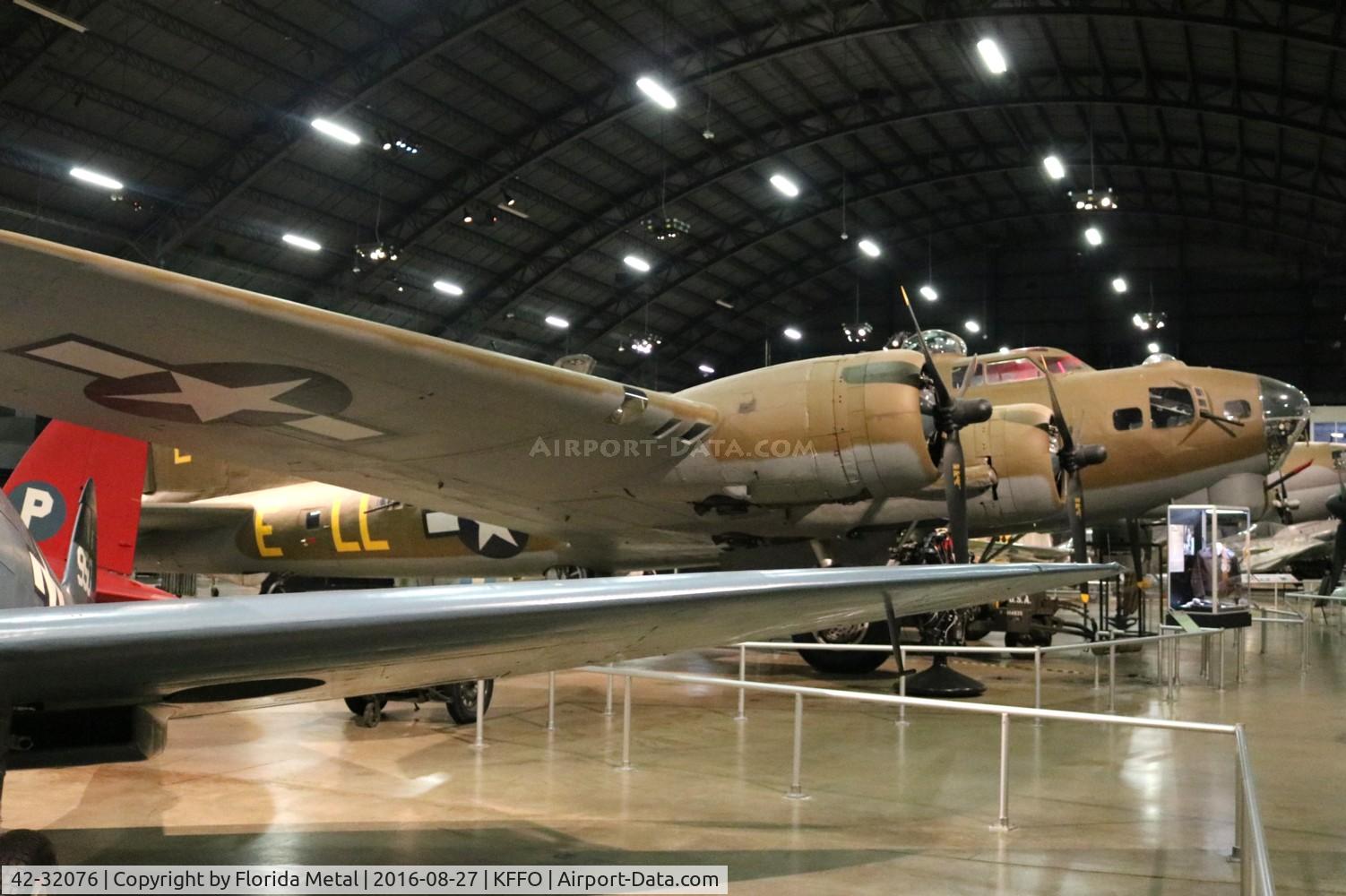 42-32076, 1942 Boeing B-17G Flying Fortress C/N 7190, B-17G