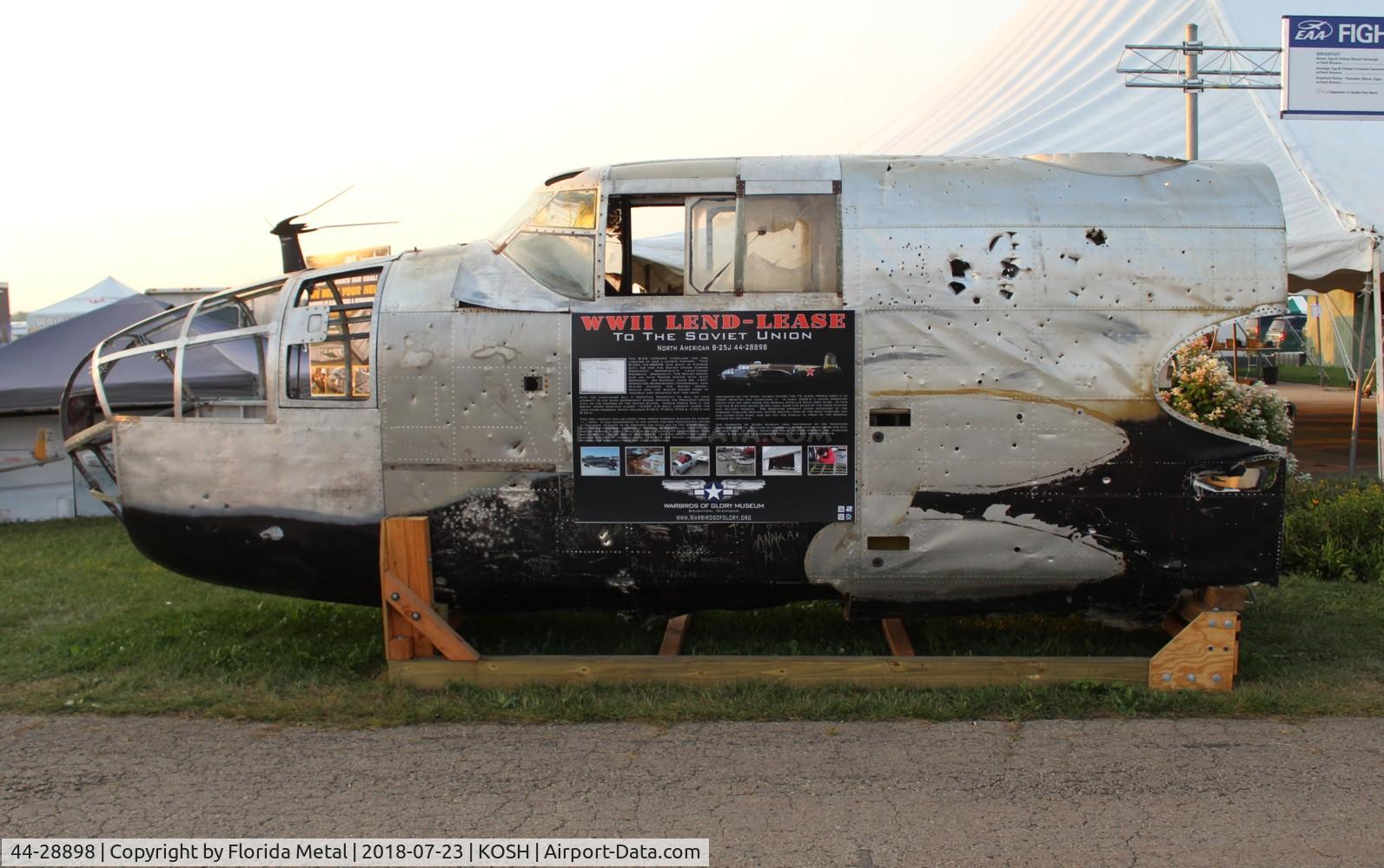 44-28898, North American B-25J-15/17-NC Mitchell C/N 44-28898, B-25J