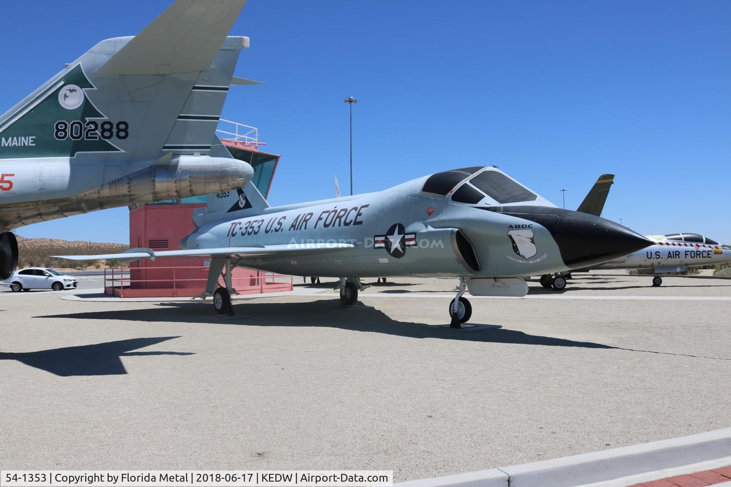 54-1353, 1954 Convair TF-102A Delta Dagger C/N 8-12-3, TF-102A