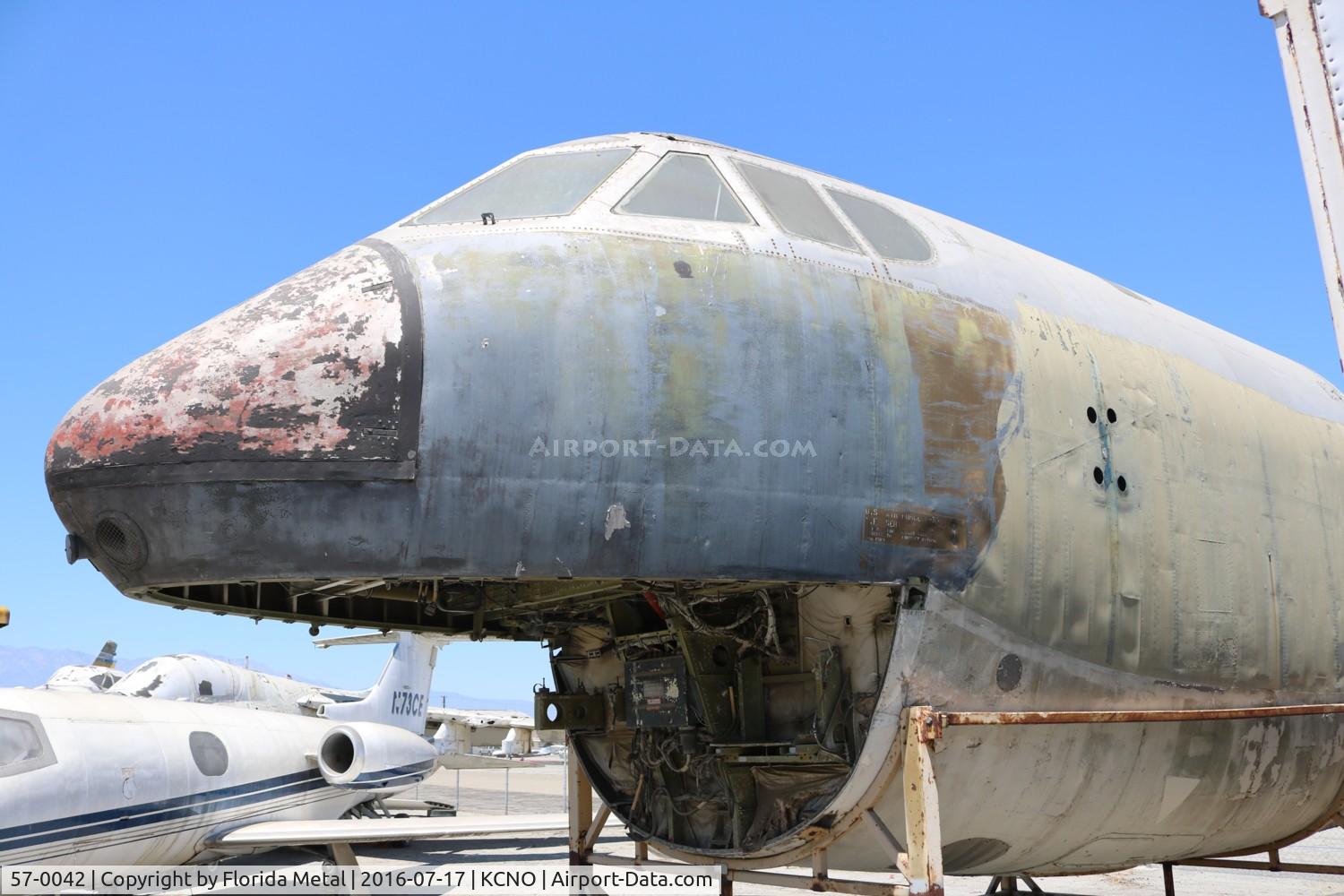 57-0042, 1957 Boeing B-52F-105-BO Stratofortress C/N 17436, B-52F