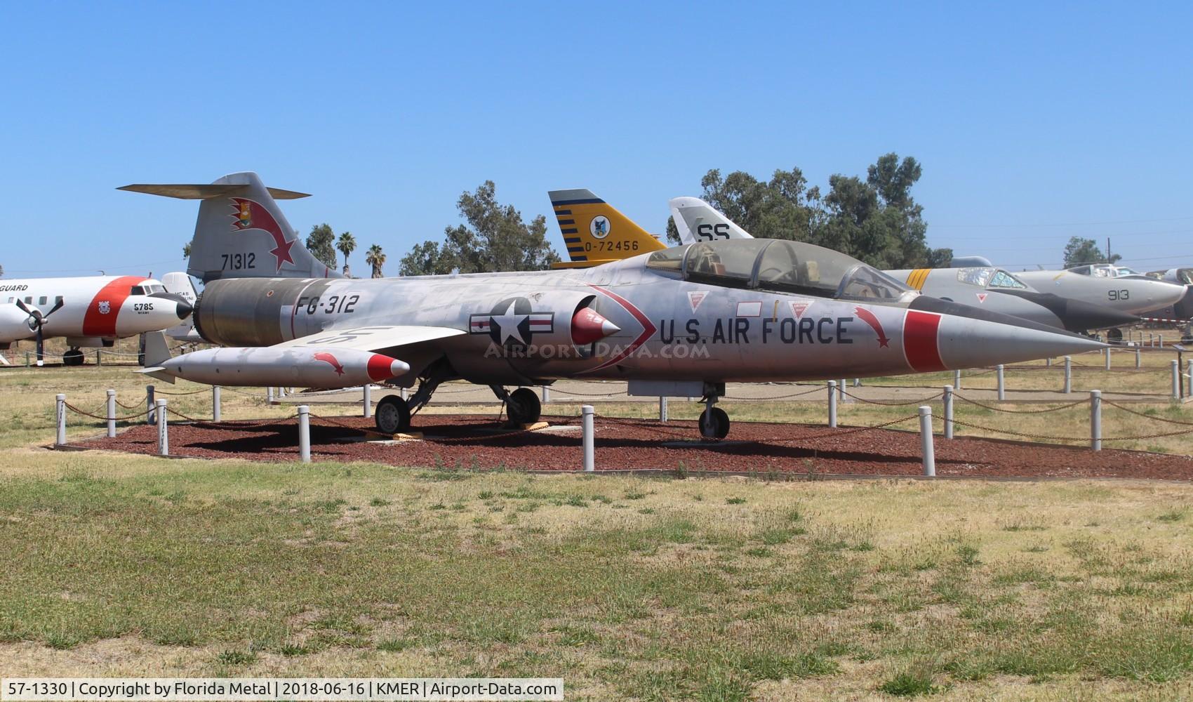 57-1330, 1957 Lockheed F-104D Starfighter C/N 483-5042, F-104D