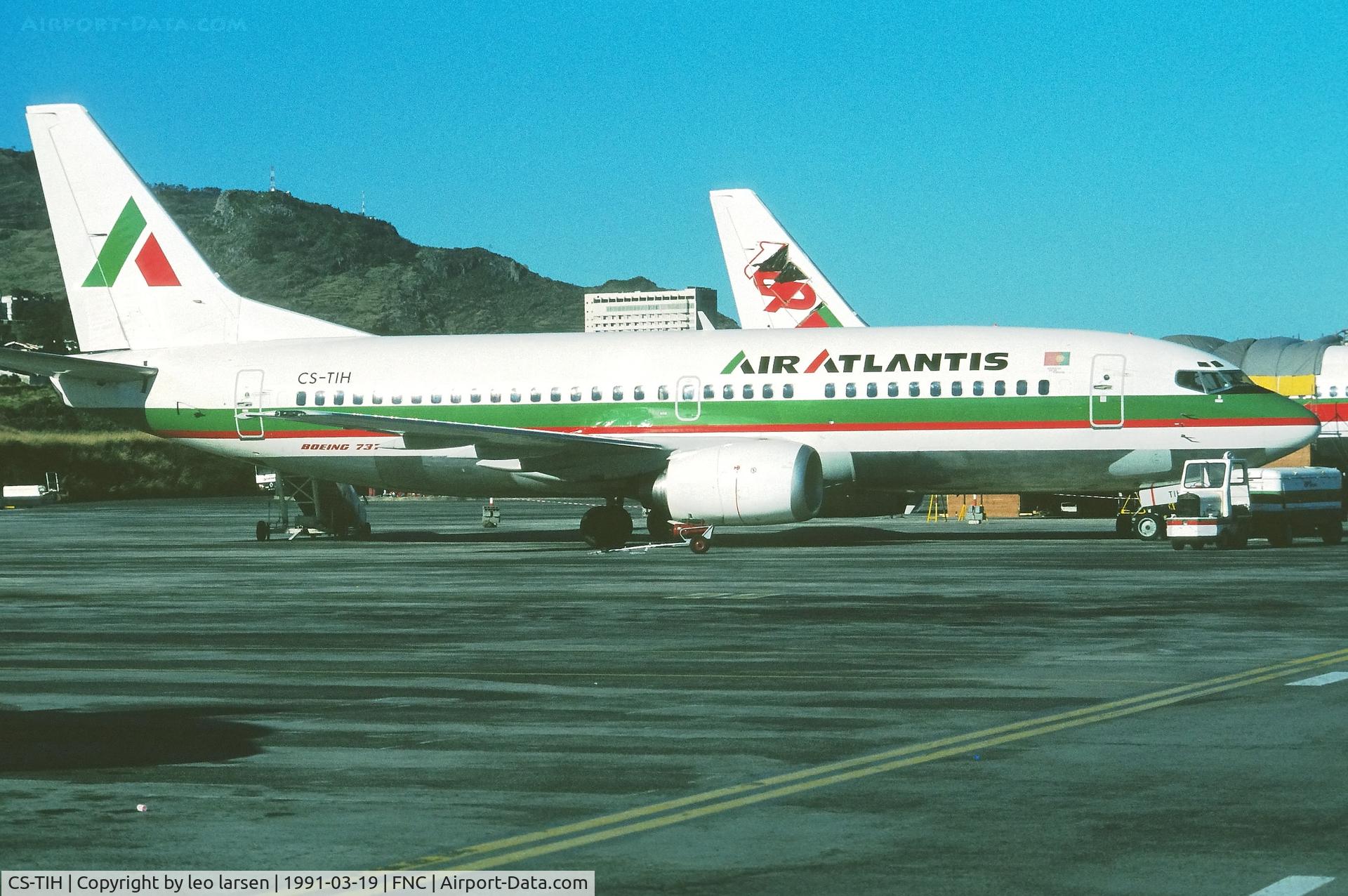 CS-TIH, 1989 Boeing 737-3K9 C/N 24214, Funchal 19.3.1991