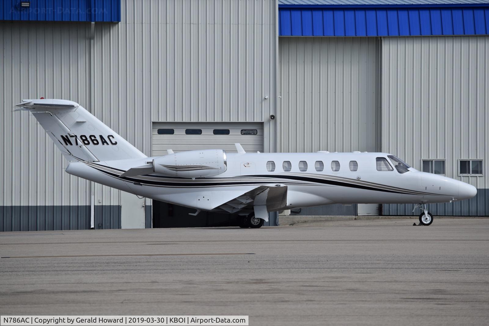 N786AC, 2006 Cessna 525A CitationJet CJ2+ C/N 525A-0312, Parked on the north GA ramp.