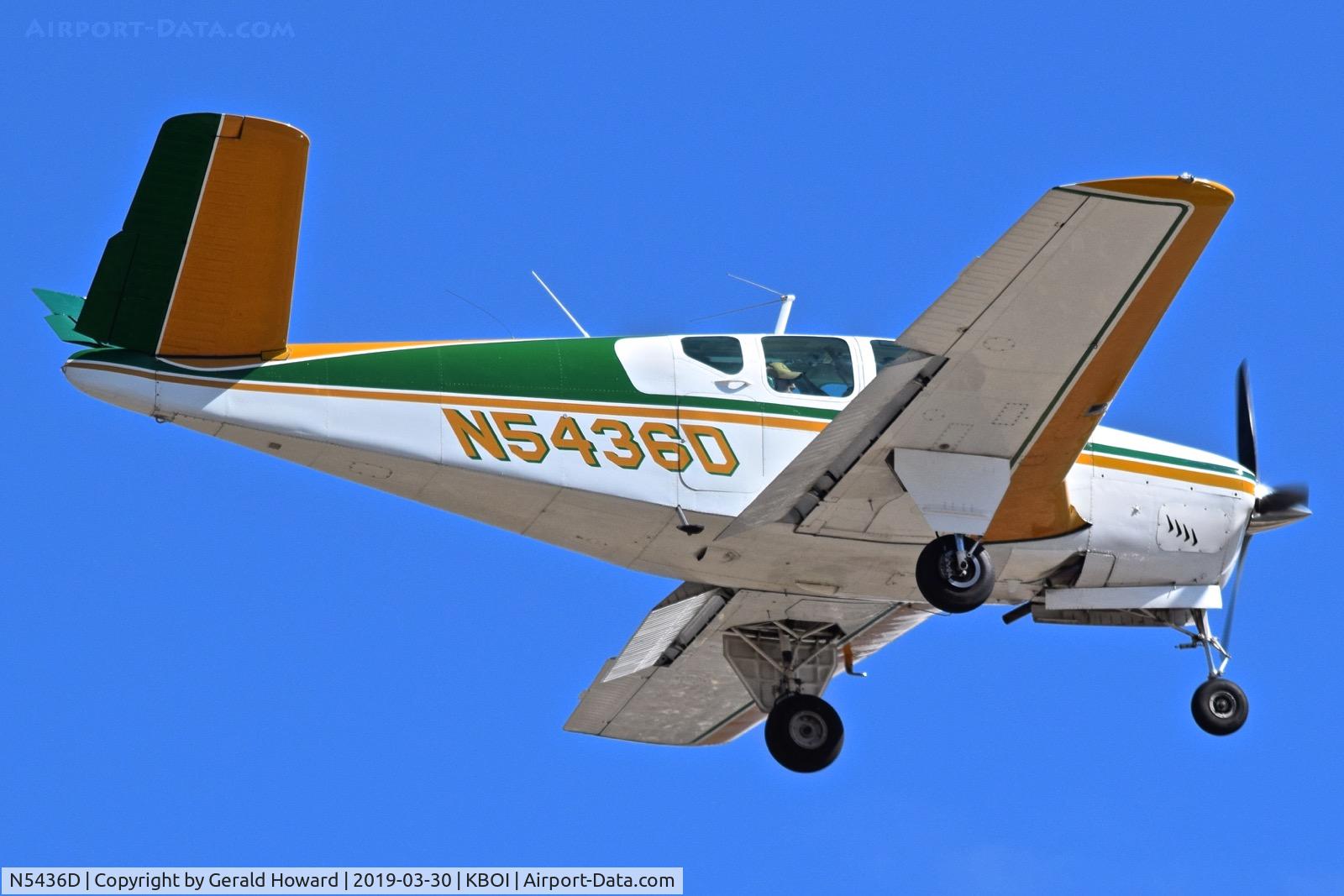 N5436D, 1957 Beech H35 Bonanza C/N D-4964, Landing RWY 10L.