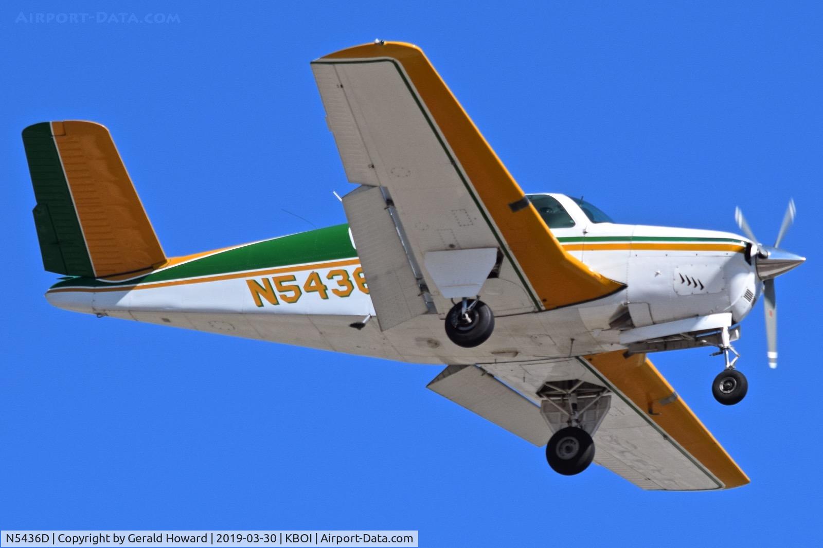 N5436D, 1957 Beech H35 Bonanza C/N D-4964, Landing RWY 10L.