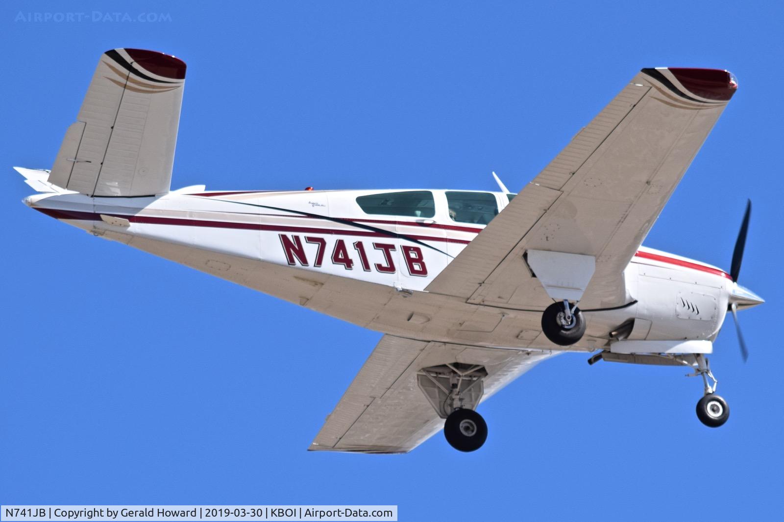 N741JB, 1968 Beech V35A Bonanza C/N D-8701, Landing RWY 10L.