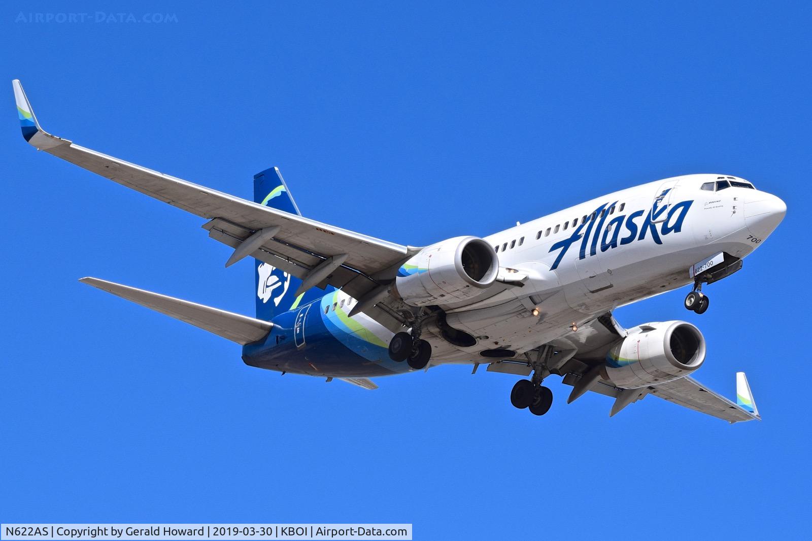 N622AS, 2000 Boeing 737-790 C/N 30165, Landing RWY 10L.