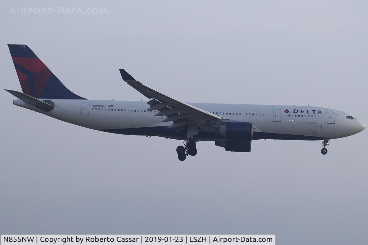 N855NW, 2004 Airbus A330-223 C/N 0621, Zurich - Kloten