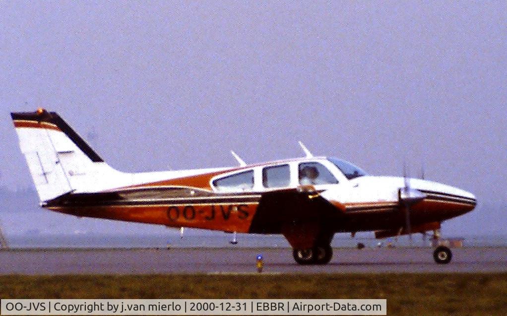 OO-JVS, 1977 Beech E-55 Baron Baron C/N TE-1099, Awaiting T/O clearance 02 Brussels '80s