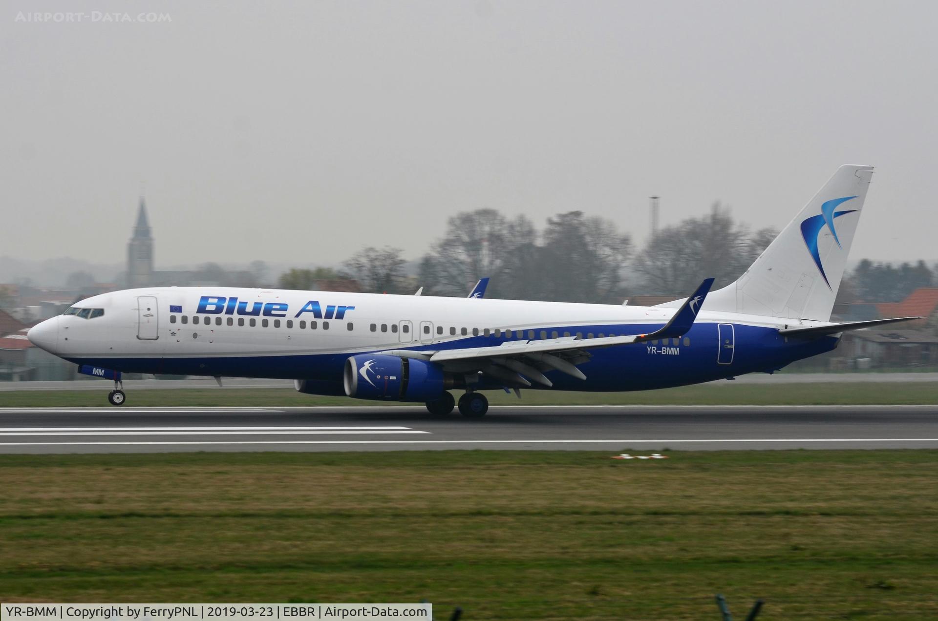 YR-BMM, 2010 Boeing 737-82R C/N 40871, Blue Air B738 landing