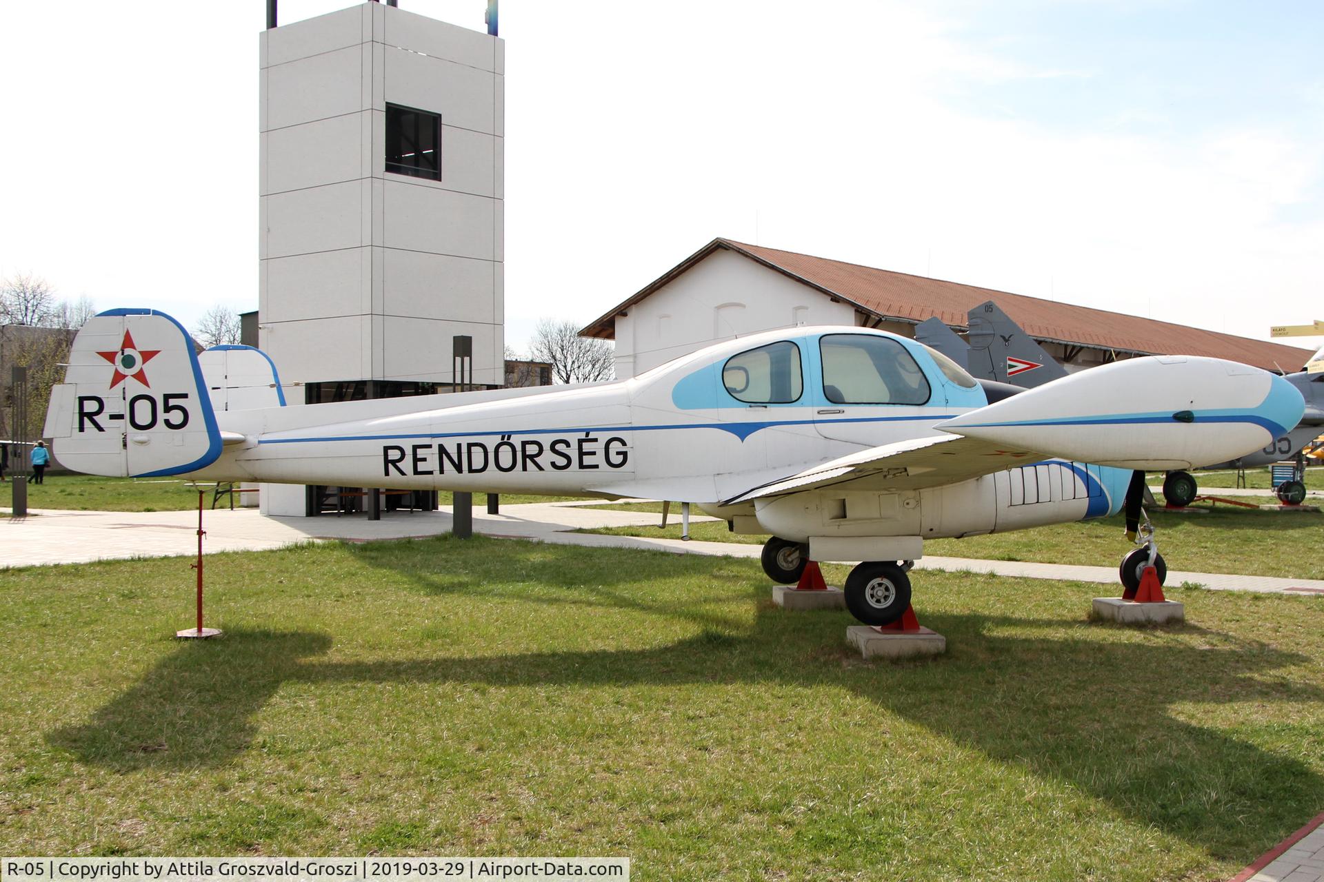 R-05, 1962 Let L-200D Morava C/N 171128, RepTár. Szolnok aviation history museum, Hungary