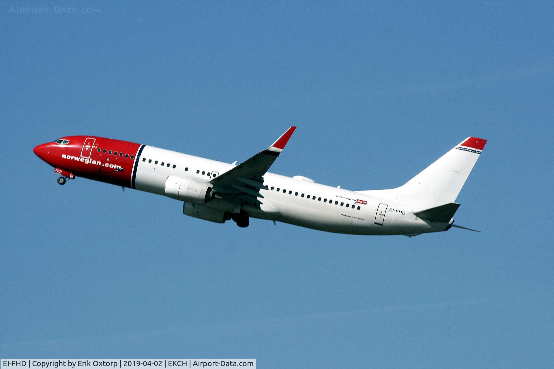 EI-FHD, 2012 Boeing 737-8JP C/N 39011, EI-FHD taking off rw 22R