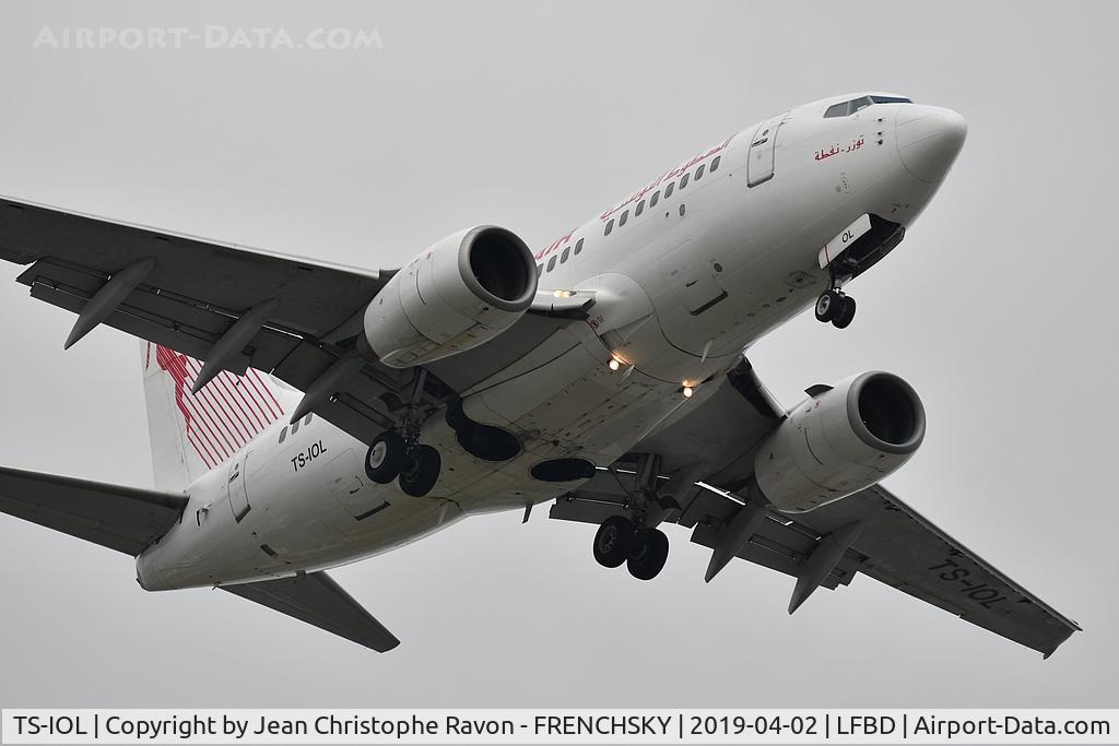 TS-IOL, 1999 Boeing 737-6H3 C/N 29497, TU628 from Tunis Carthage landing runway 23