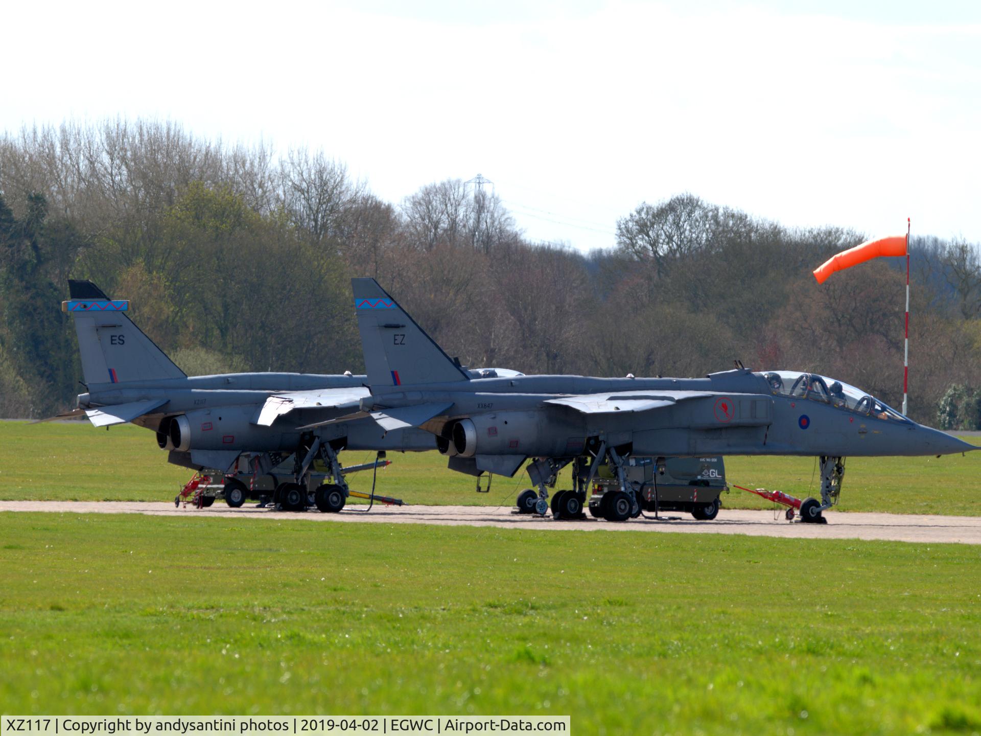 XZ117, 1976 Sepecat Jaguar GR.3A C/N S.118, XZ117 is on the left coded  [ES]
XX847 is on the right coded  [EZ]