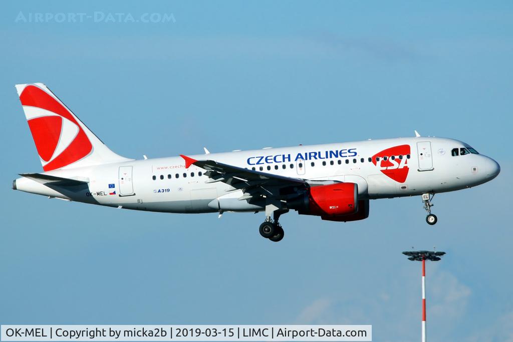 OK-MEL, 2007 Airbus A319-112 C/N 3094, Landing