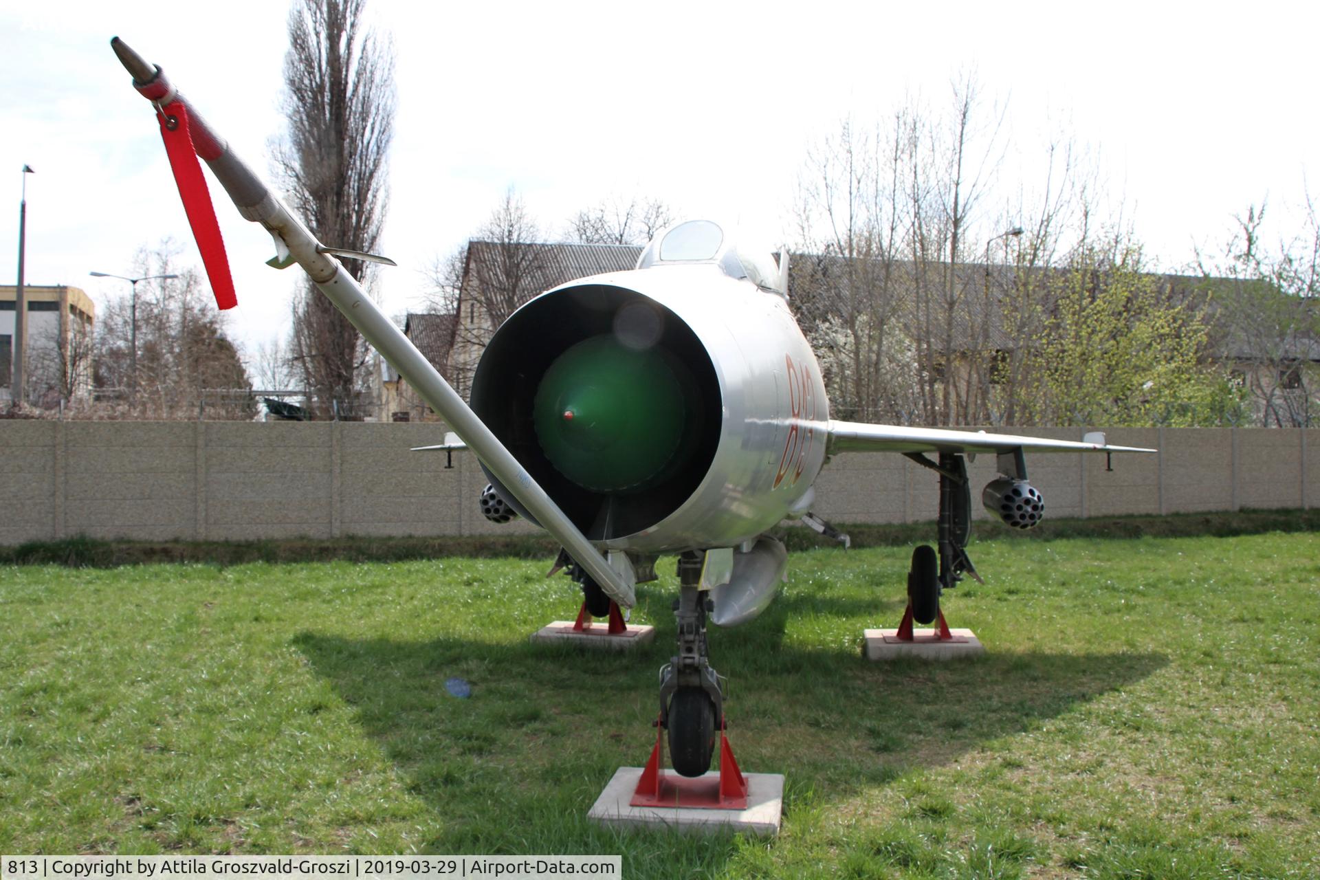 813, Mikoyan-Gurevich MiG-21F-13 C/N 741813, RepTár. Szolnok aviation history museum, Hungary