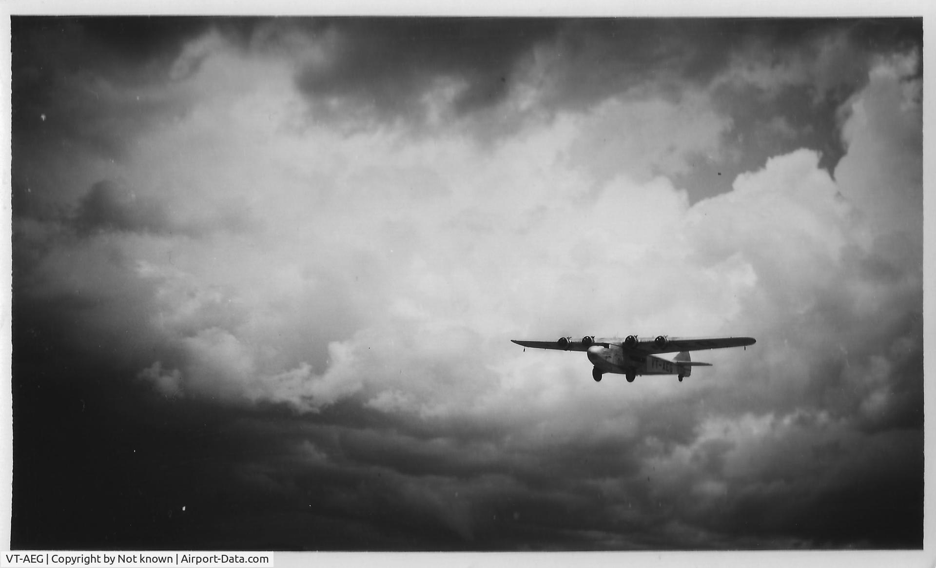 VT-AEG, Armstrong Whitworth AW15 Atlanta C/N AW786, Found this photo in my Grandfathers possessions.