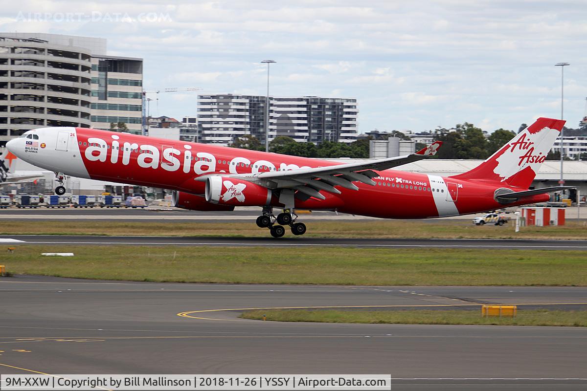 9M-XXW, 2015 Airbus A330-343 C/N 1596, onto 16R