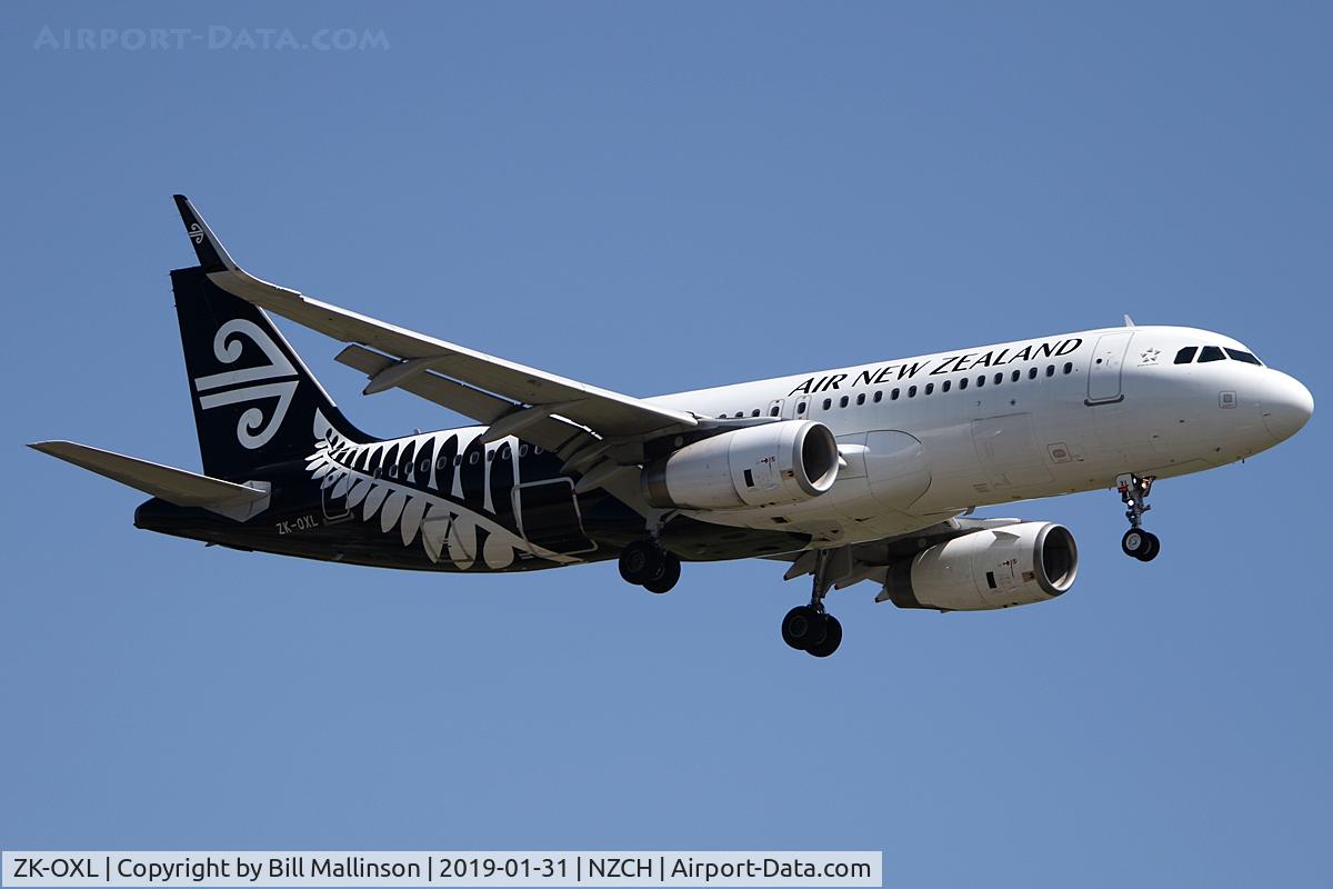 ZK-OXL, 2016 Airbus A320-232 C/N 7086, finals to 02