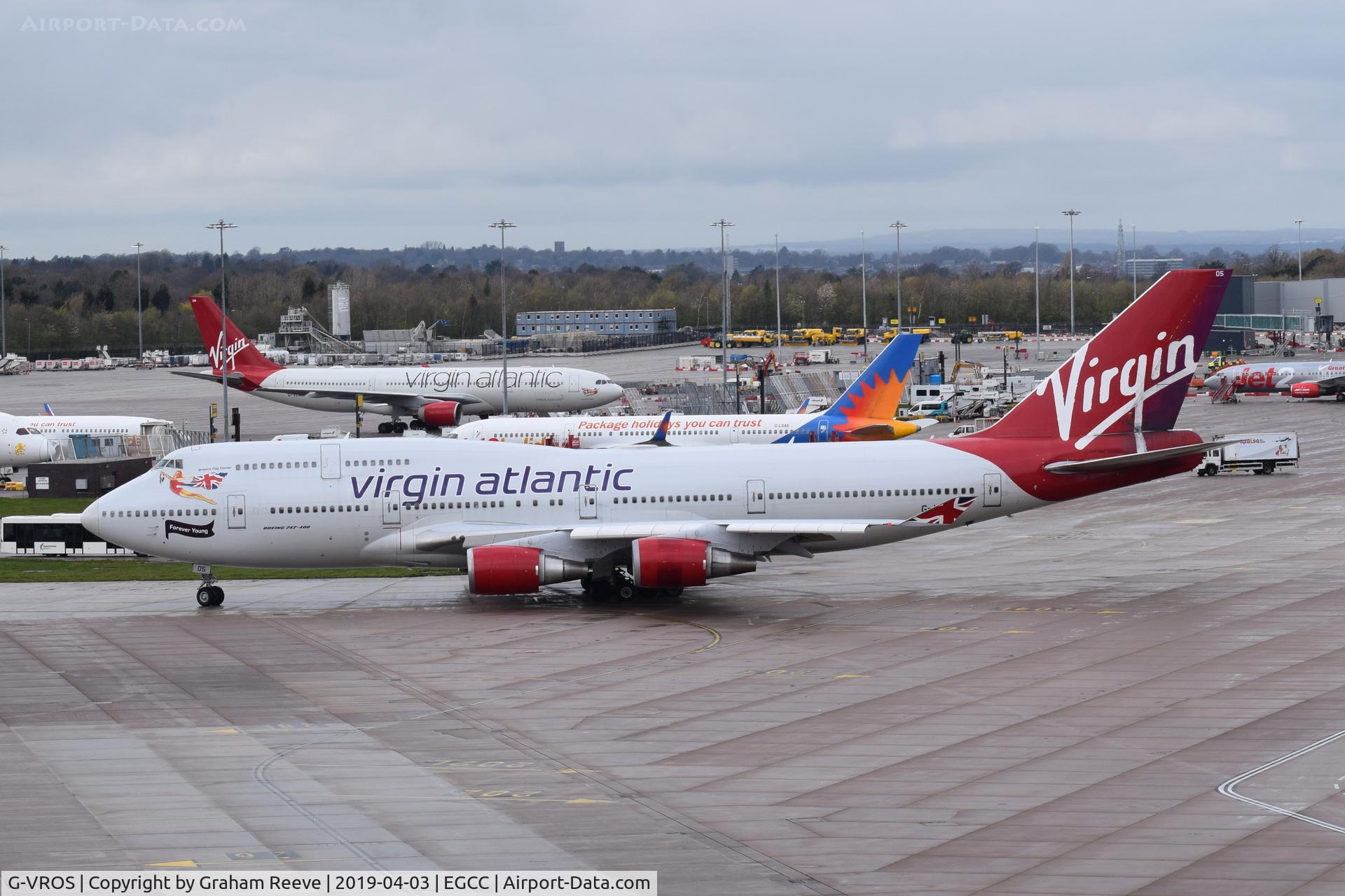 G-VROS, 2001 Boeing 747-443 C/N 30885, With 