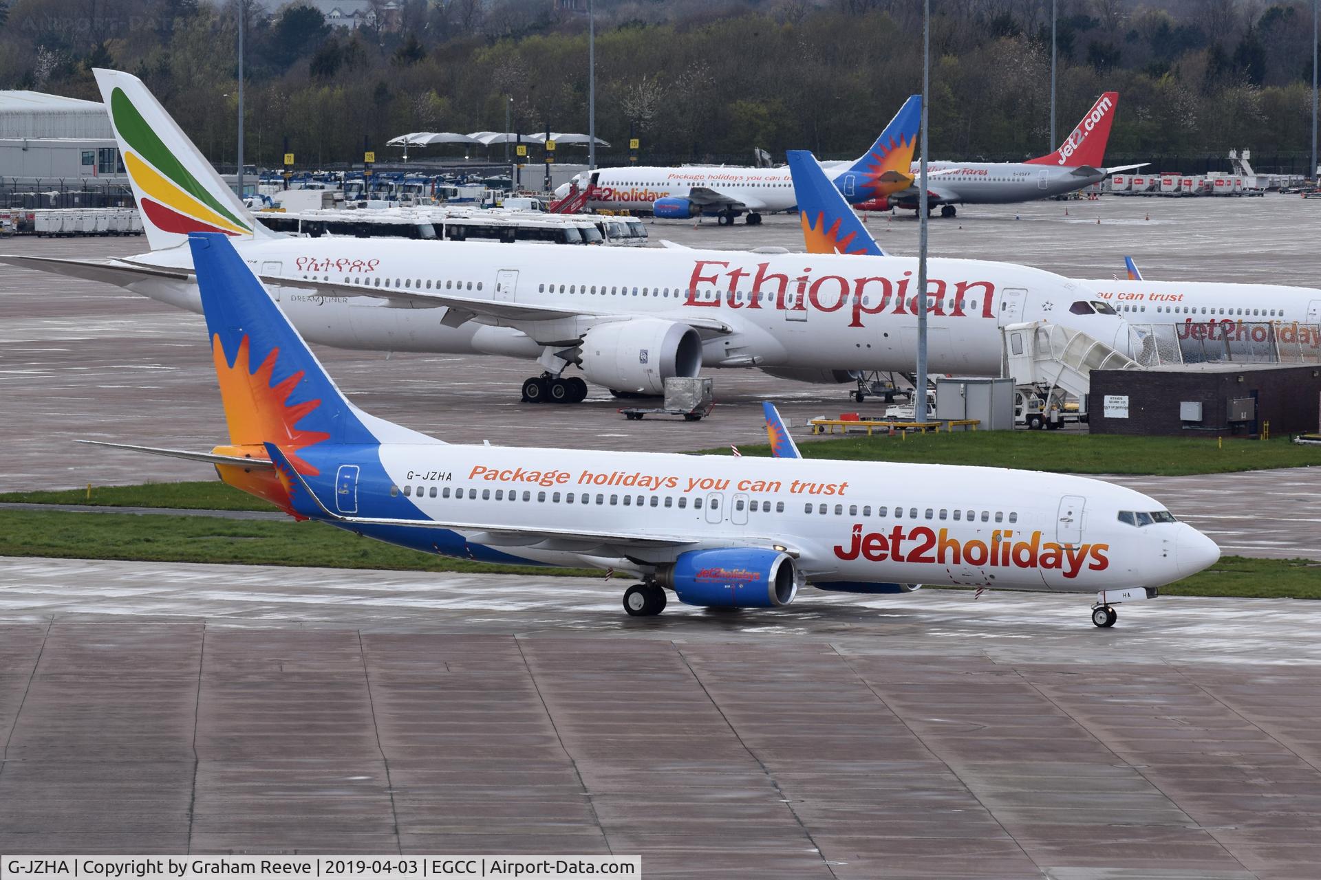 G-JZHA, 2001 Boeing 737-8K5 C/N 30417, Just landed at Manchester.
