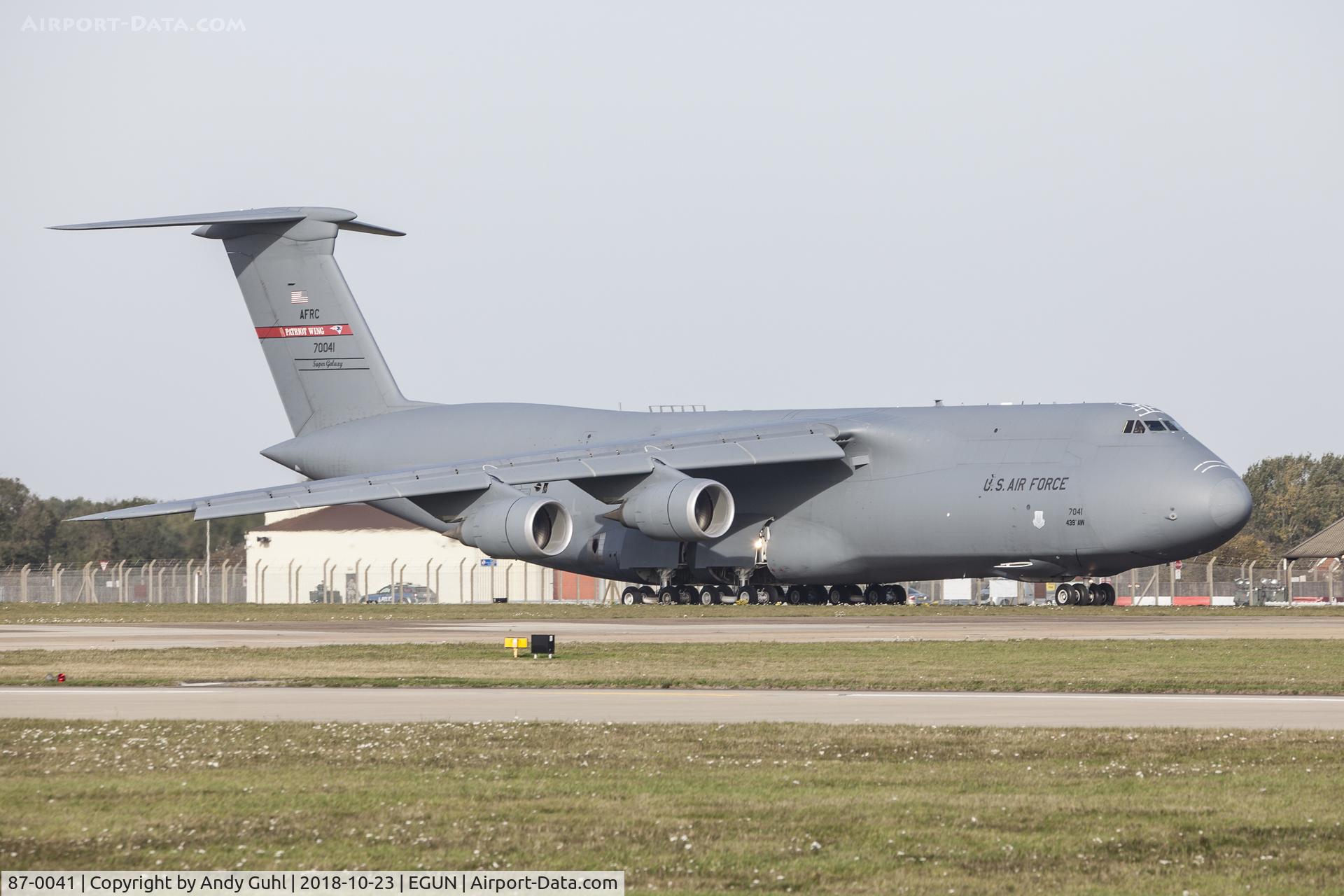 87-0041, 2013 Lockheed C-5M Super Galaxy C/N 500-0127, Taxing