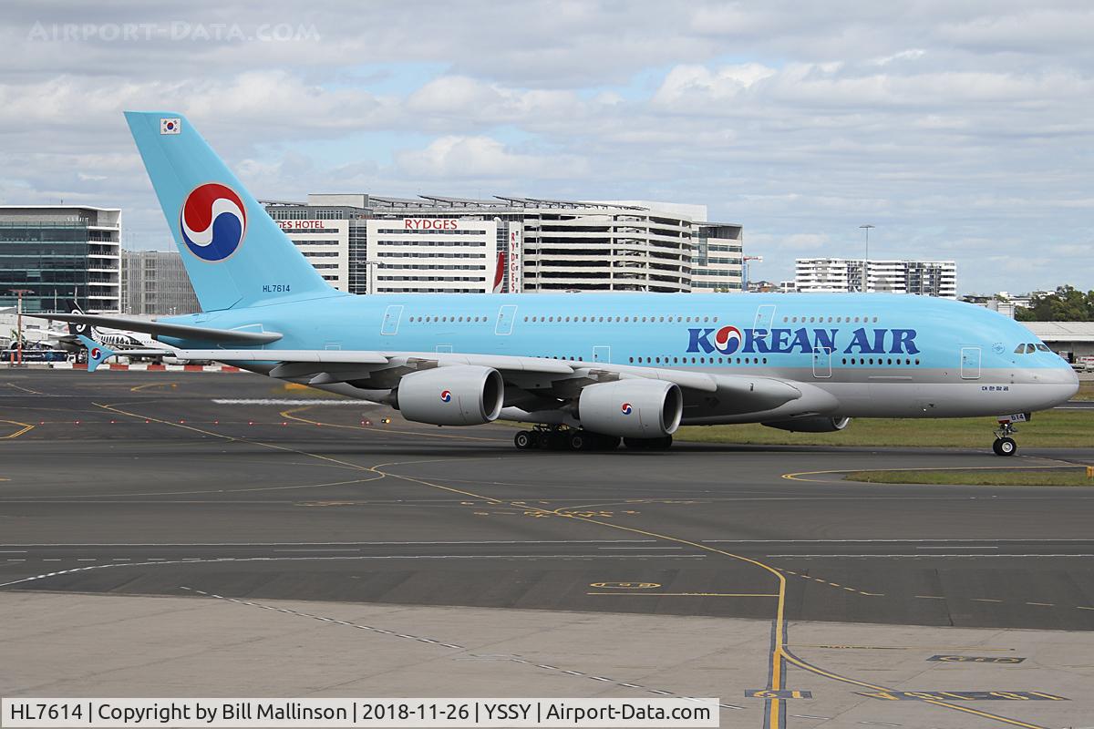 HL7614, 2011 Airbus A380-861 C/N 068, taxiing