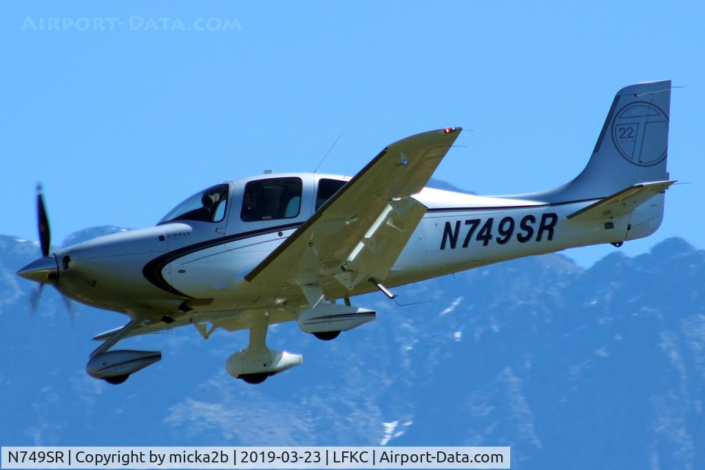 N749SR, 2013 Cirrus SR-22T C/N 0642, Landing