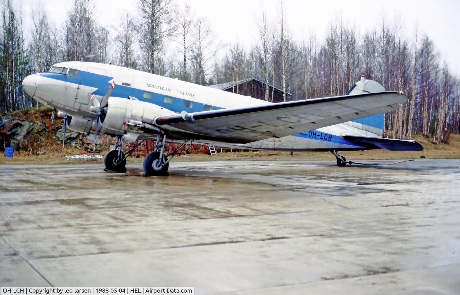 OH-LCH, 1942 Douglas C-53C Skytrooper C/N 6346, Helsinki 4.5.1988