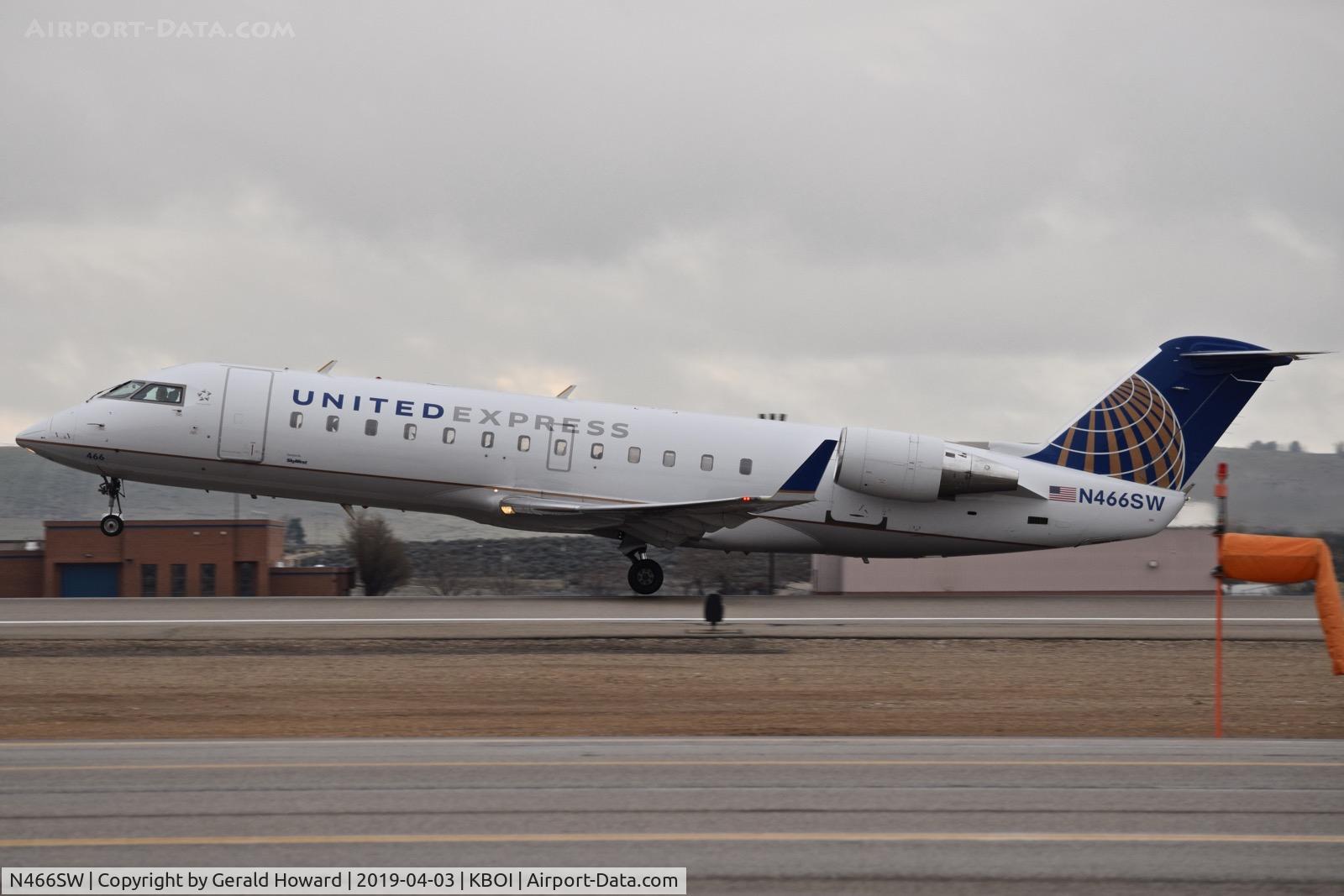 N466SW, 2003 Bombardier CRJ-200ER (CL-600-2B19) C/N 7856, Take off from RWY 10L.